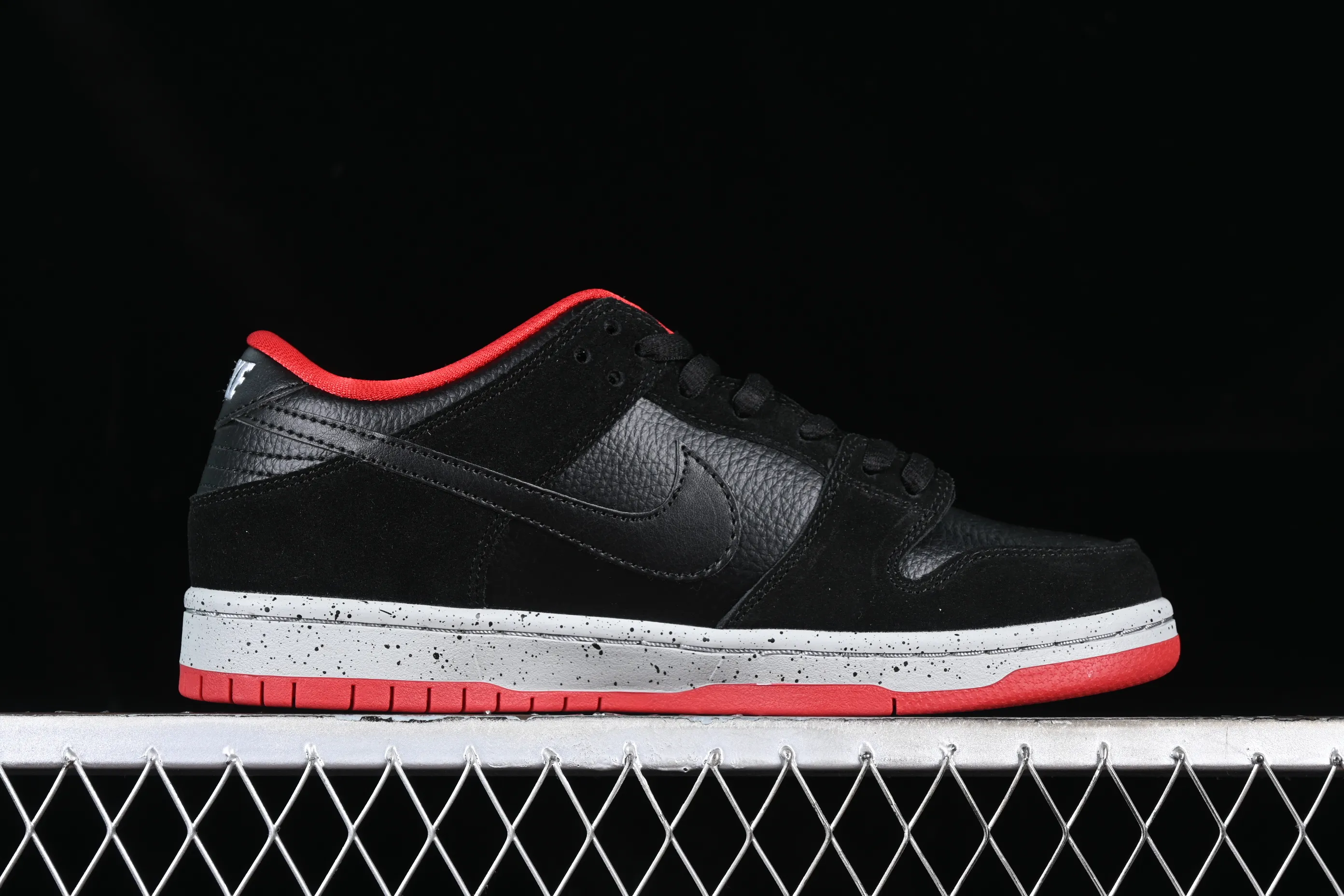 All categories Nk SB Dunk series Nk SB Dunk Low low-top sneakers Nk SB Dunk Low Pro SB smashed backboard fashion casual sneakers 304292-050